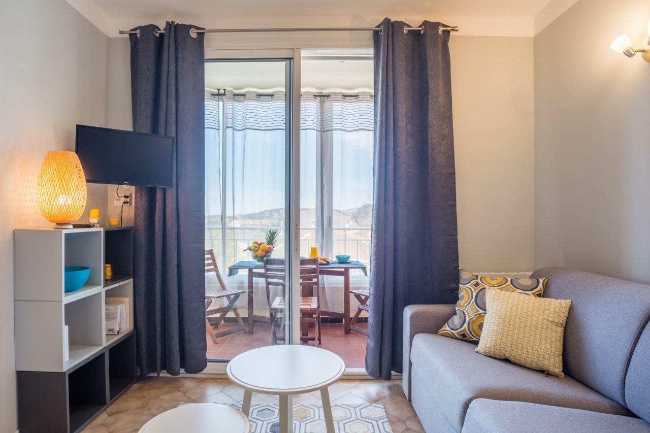 Appartement 2 Pieces Avec Balcon ตูลง ภายนอก รูปภาพ