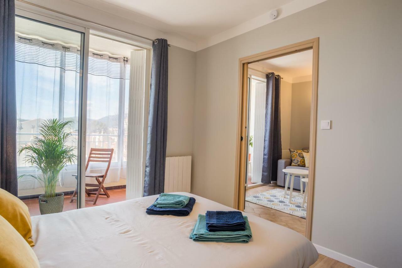 Appartement 2 Pieces Avec Balcon ตูลง ภายนอก รูปภาพ